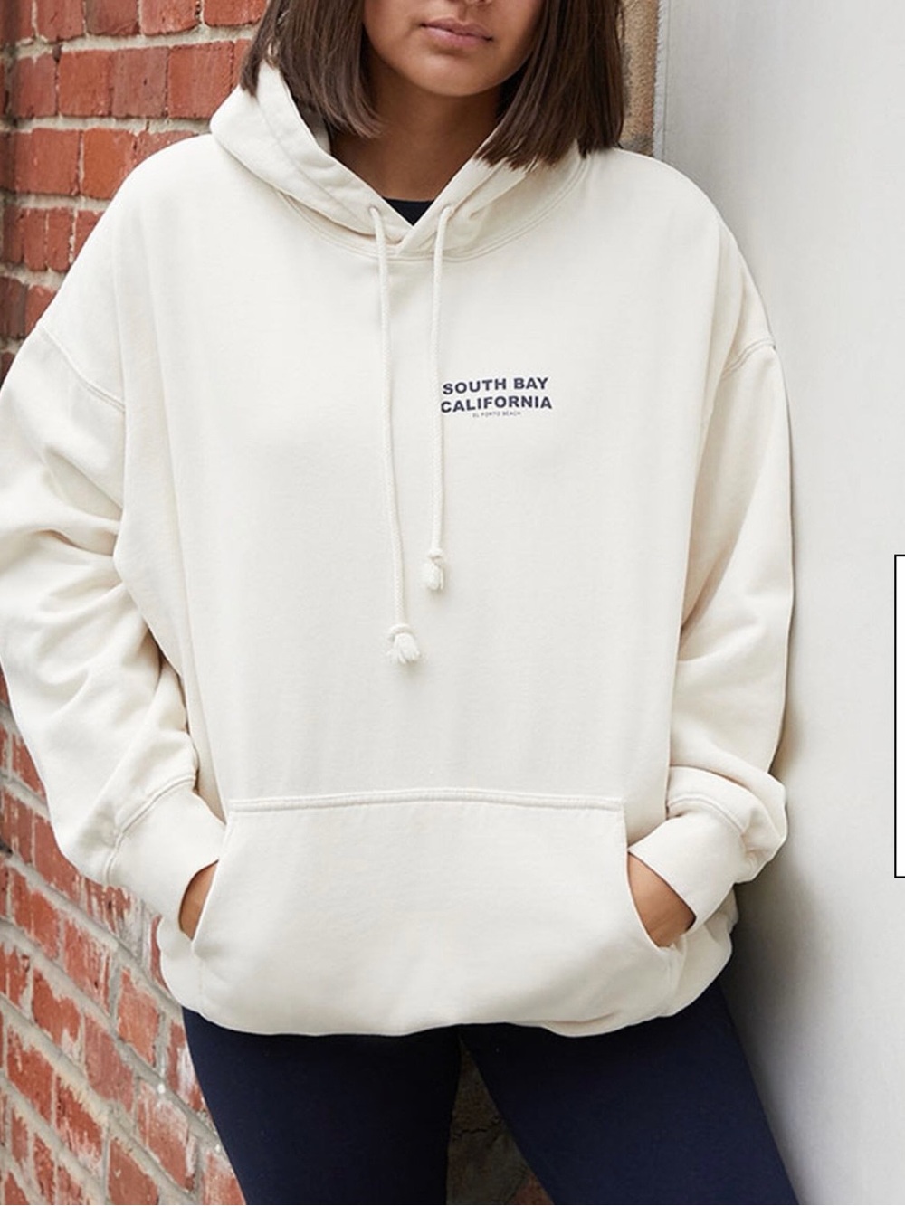 Brandy Melville / John Galt
South Bay Hoodie - Picture 2 of 8